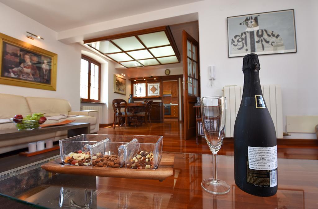 Apartment House Senna Porec Esterno foto